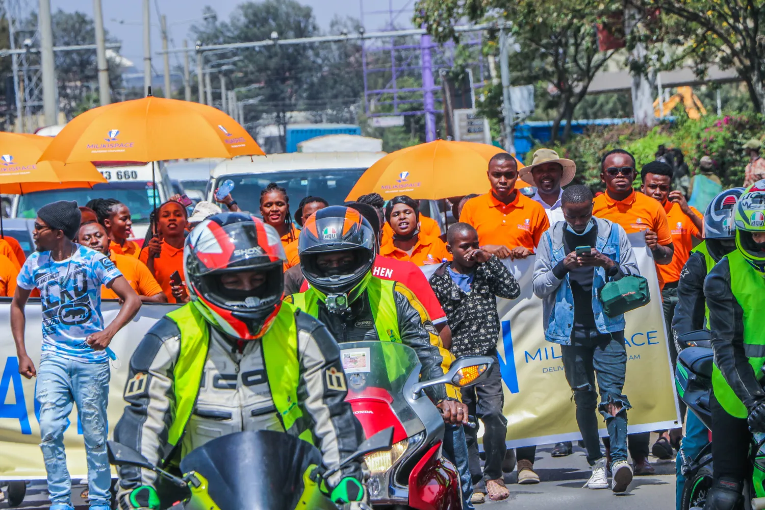 Riders leading the Foundation procession